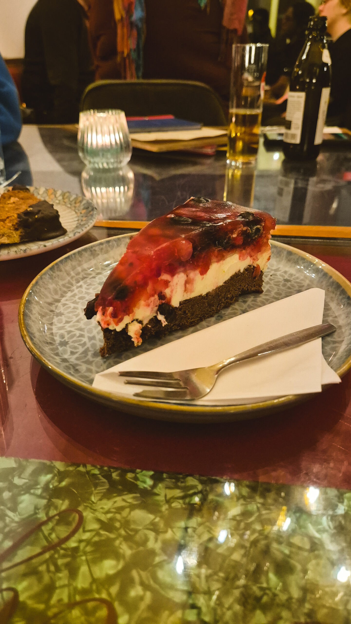 Berry cake on the Cologne food tour